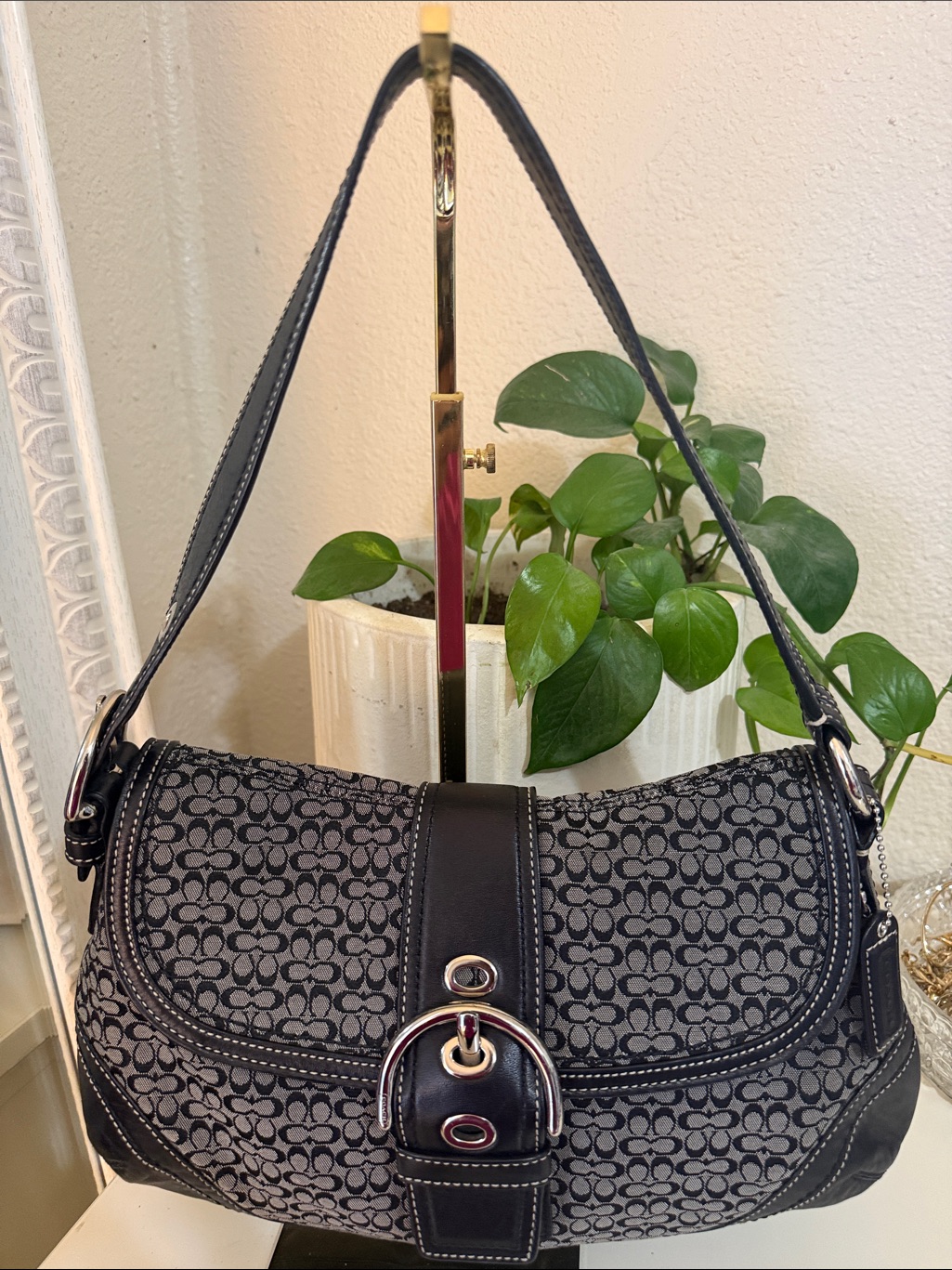 Coach Medium Vintage Soho Y2k Black Signature C Canvas Purse